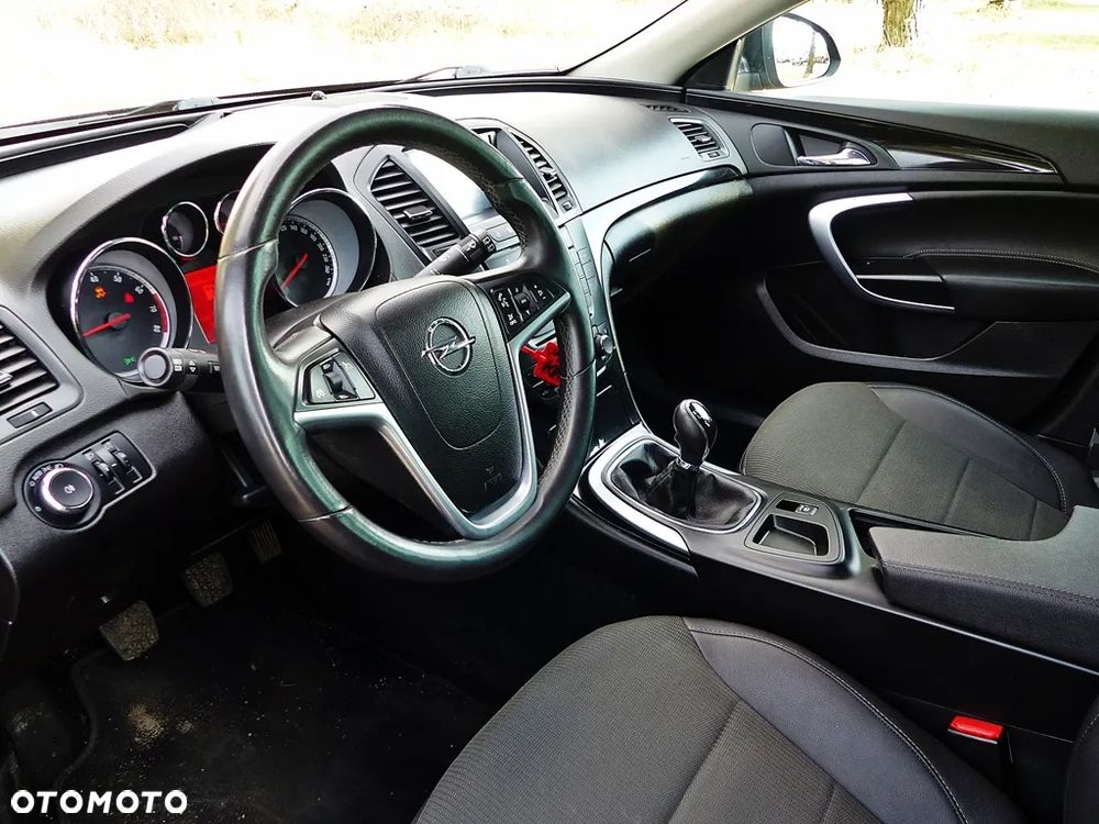 Opel Insignia 1.6 Turbo Edition - 18
