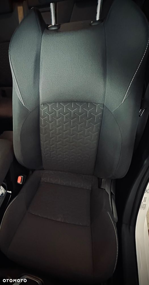 Toyota Corolla - 13