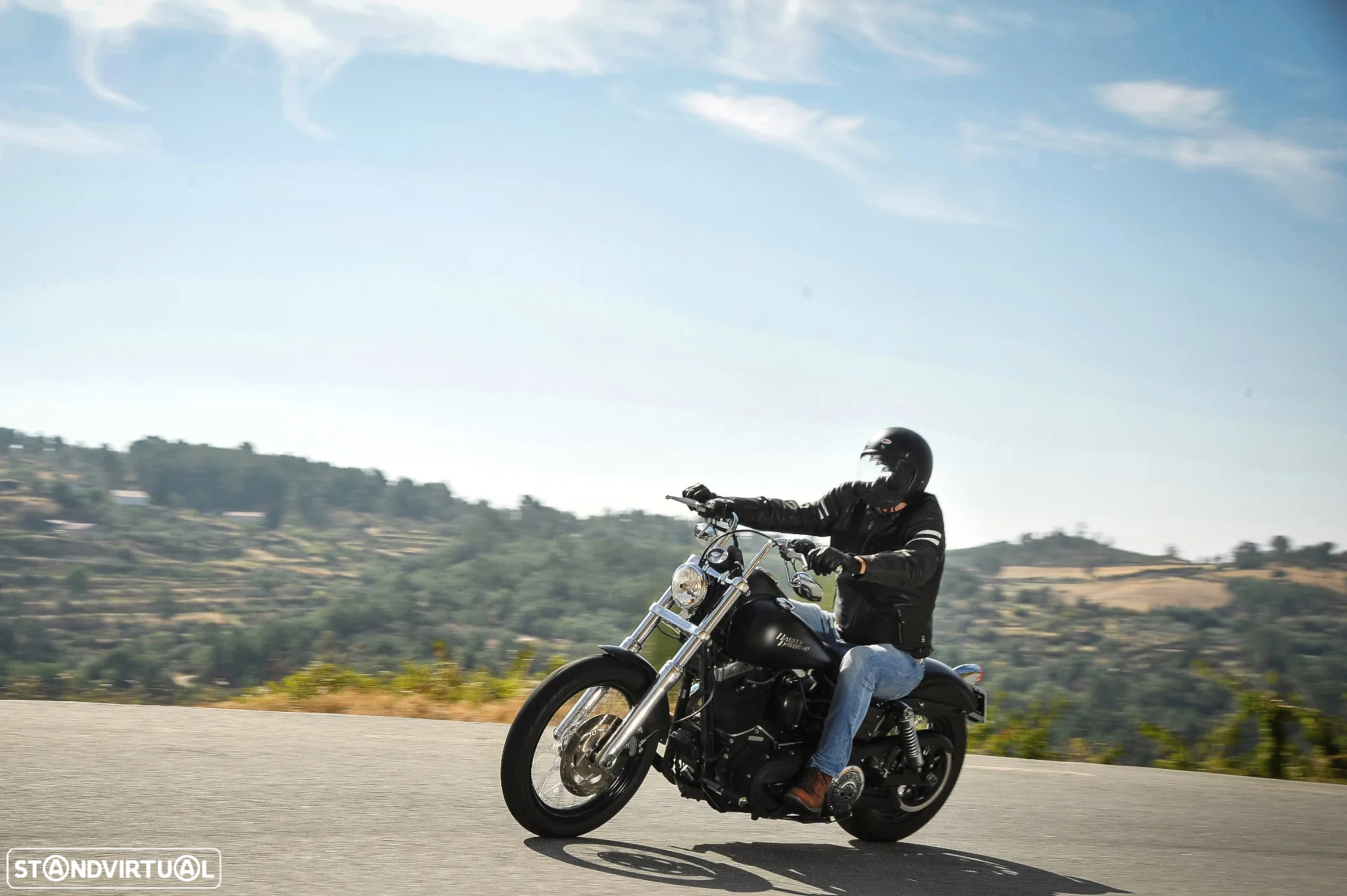 Harley-Davidson Dyna Street Bob - 25