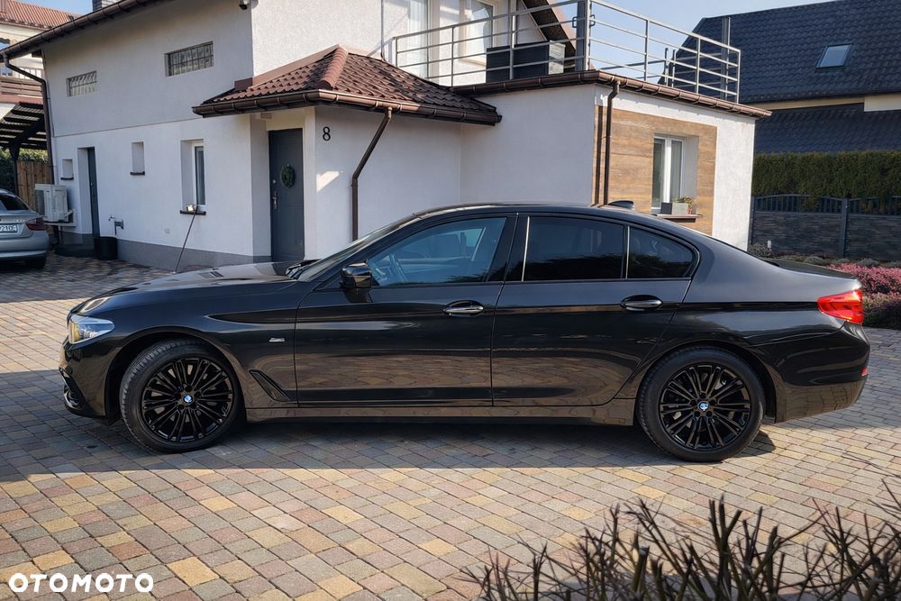 BMW Seria 5 530i xDrive Sport Line sport - 5