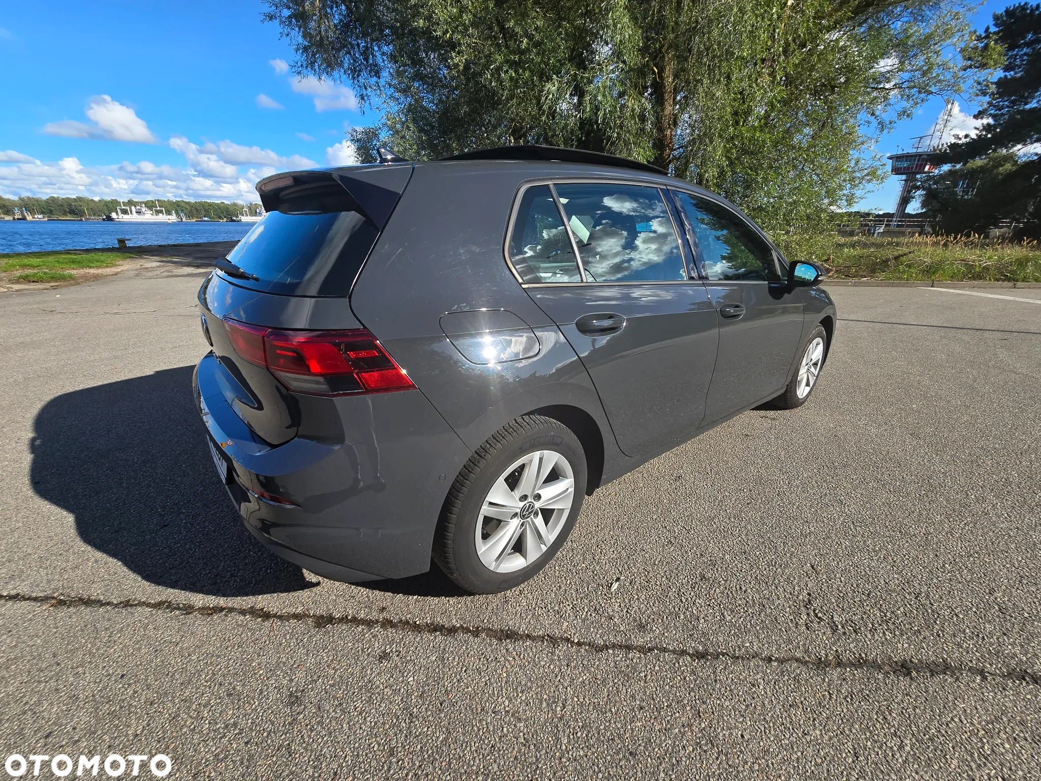 Volkswagen Golf VIII 2.0 TDI Life - 16