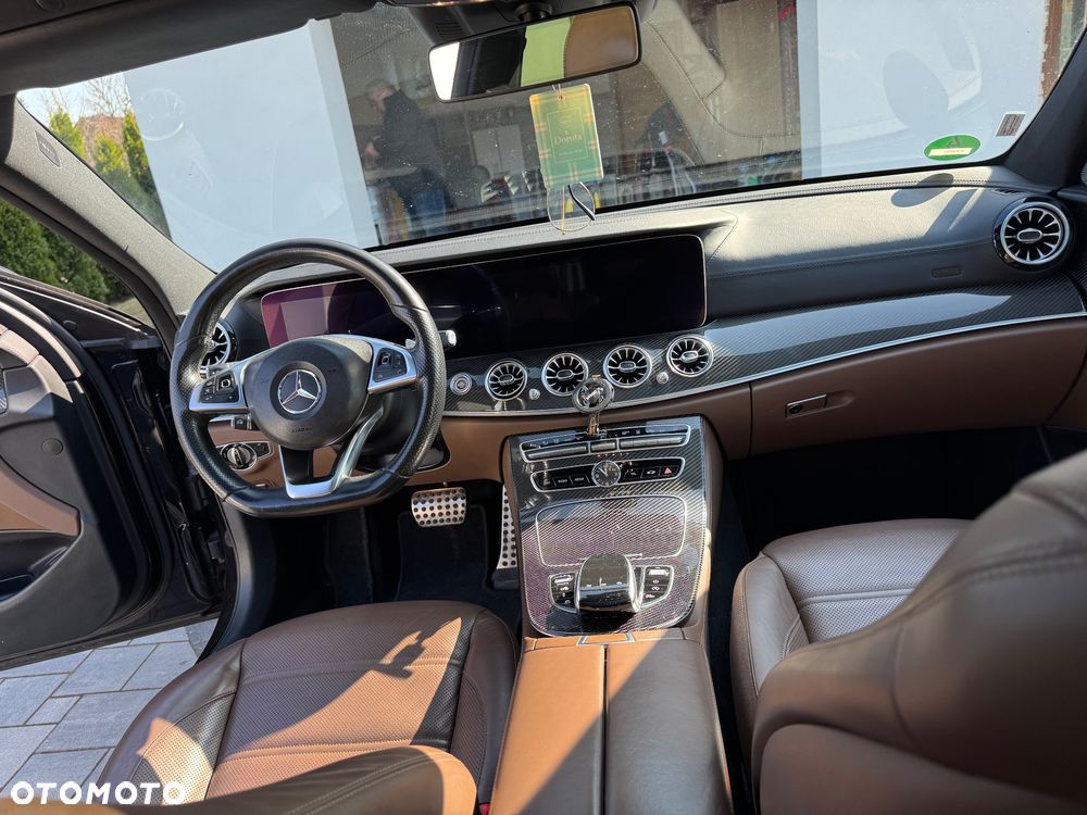 Mercedes-Benz Klasa E - 9