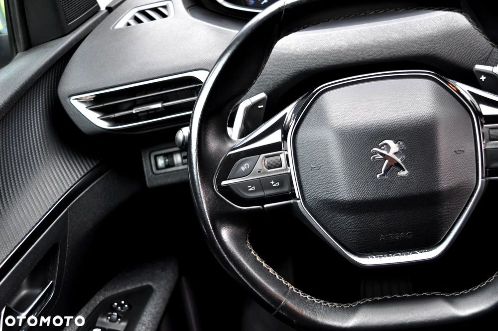 Peugeot 3008 1.2 PureTech Allure S&S EAT8 - 35