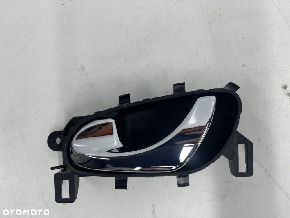Klamka Nissan Qashqai II 2 J11 13-21r. lewa tylna przednia wewnętrzna rączka uchwyt drzwi 80671-4ea1 - 7