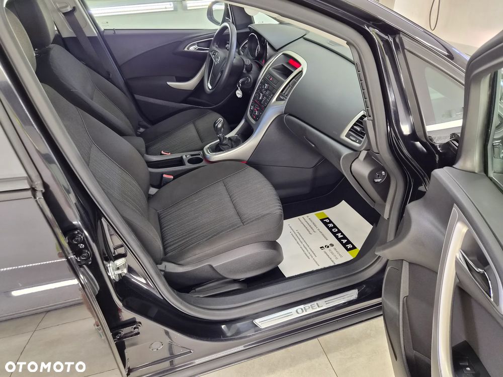 Opel Astra 1.6 Active - 26