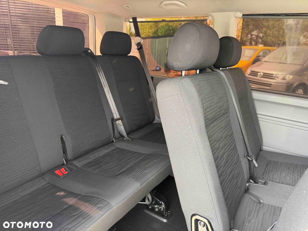 Volkswagen Caravelle 2.0 TDI L2 Highline DSG - 18