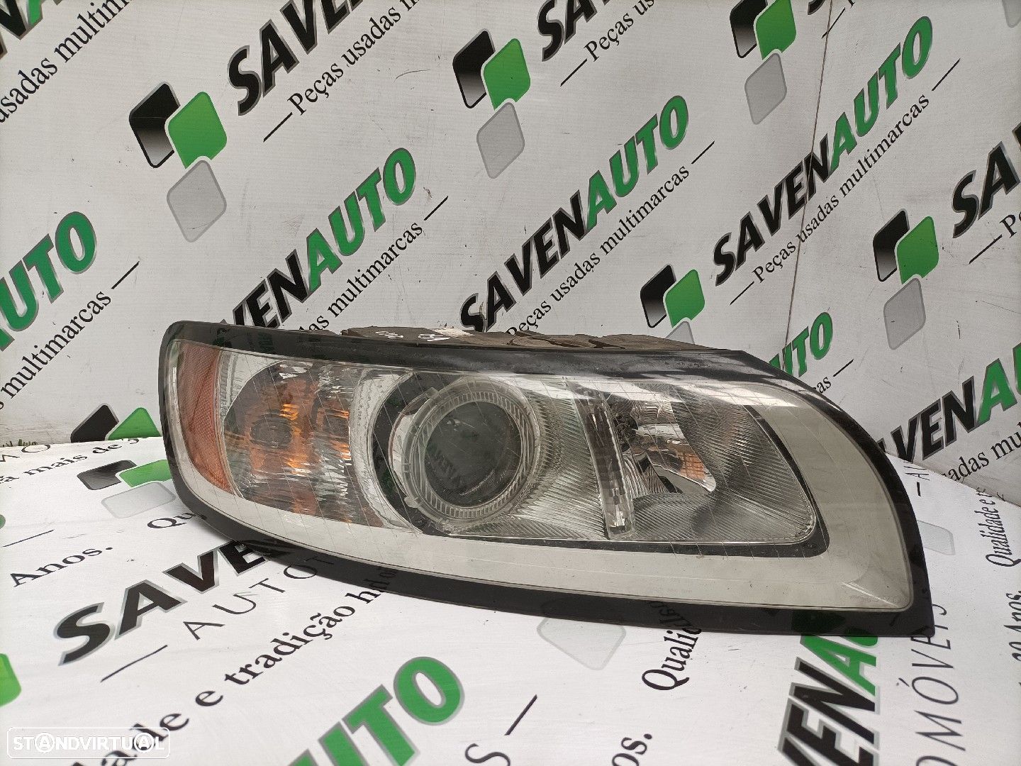 Farol Dto Volvo V50 (545) - 1