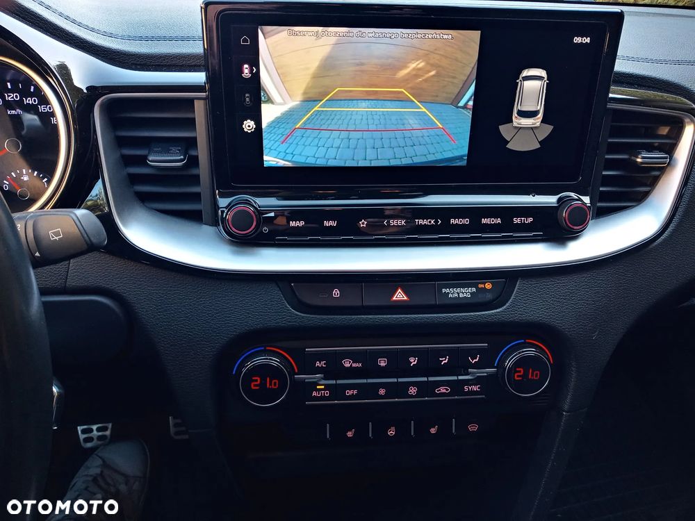 Kia Ceed 1.5 T-GDI L Business Line Plus - 19