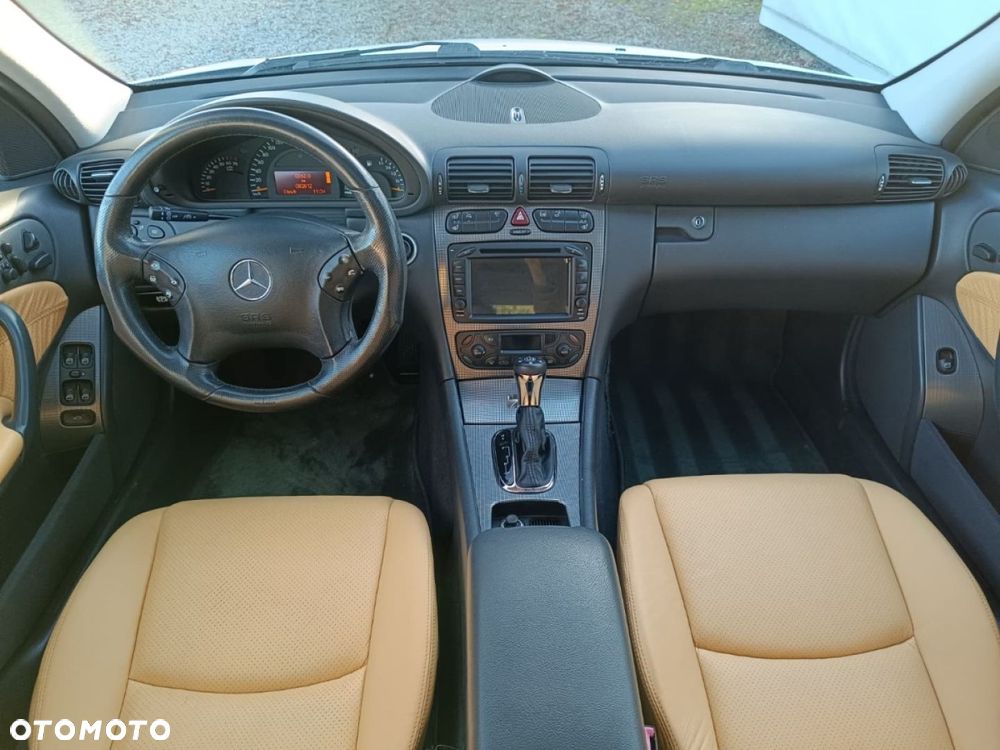 Mercedes-Benz Klasa C - 21