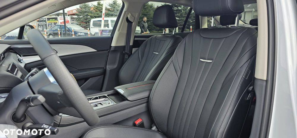 Hongqi H5 2.0T Comfort - 10