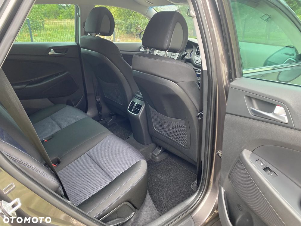Hyundai Tucson 1.6 GDI BlueDrive GO 2WD - 15