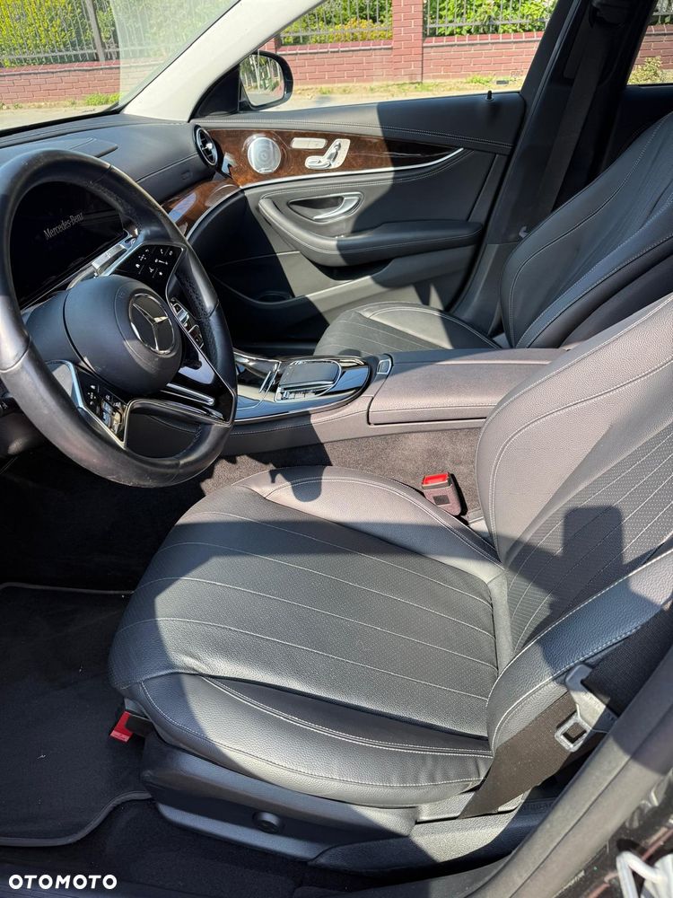 Mercedes-Benz Klasa E 300 de 4-Matic Avantgarde - 4