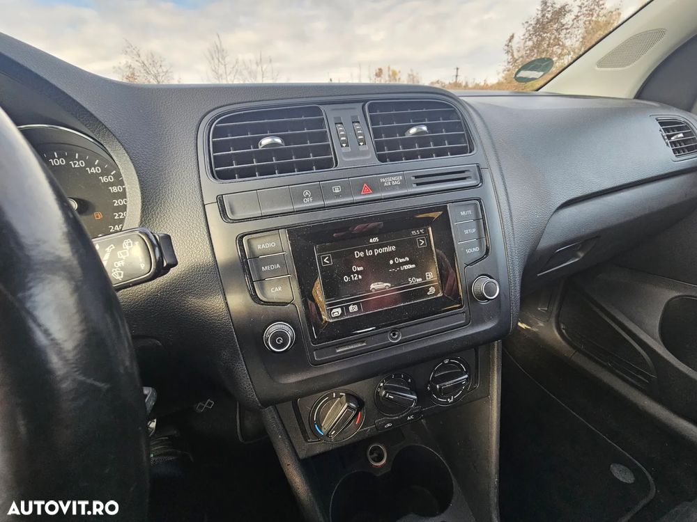 Volkswagen Polo 1.0 (Blue Motion Technology) Comfortline - 6