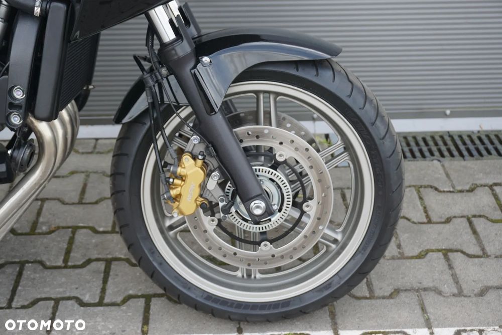 Honda CBF - 23