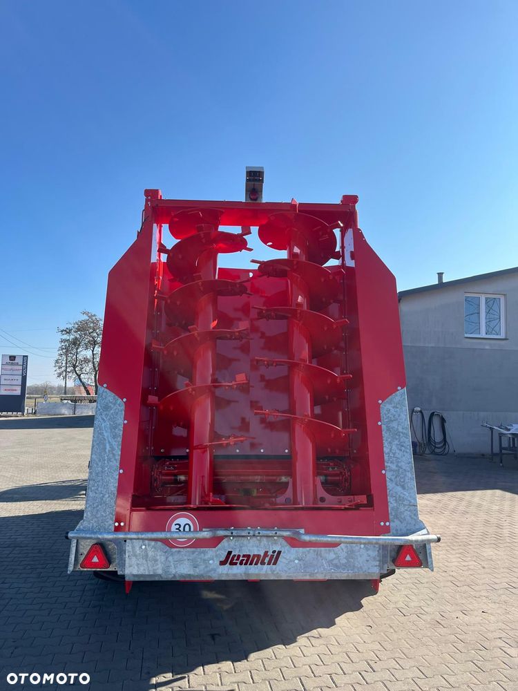 Inny Jeantill EVR 18-14 - 8