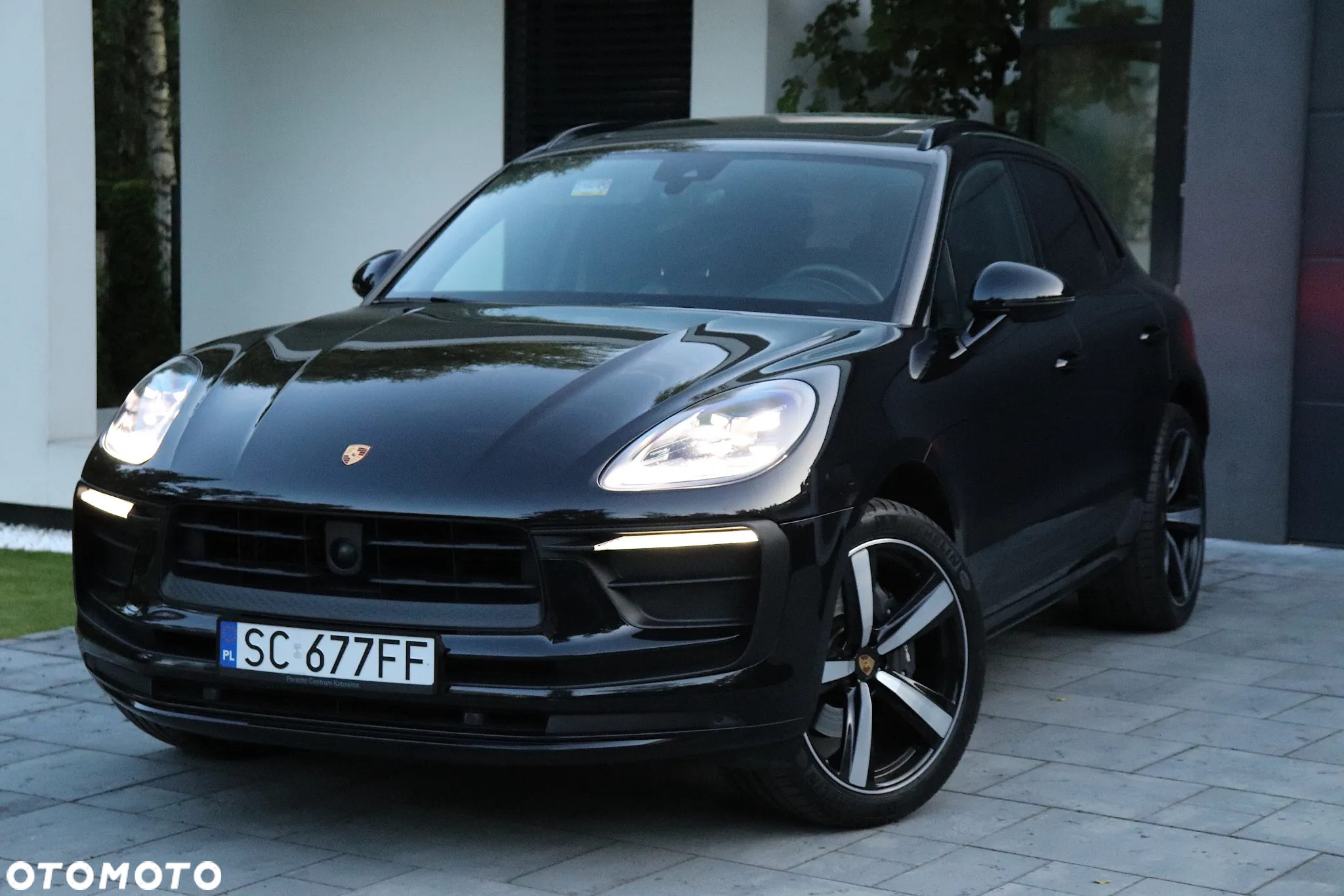Porsche Macan - 2