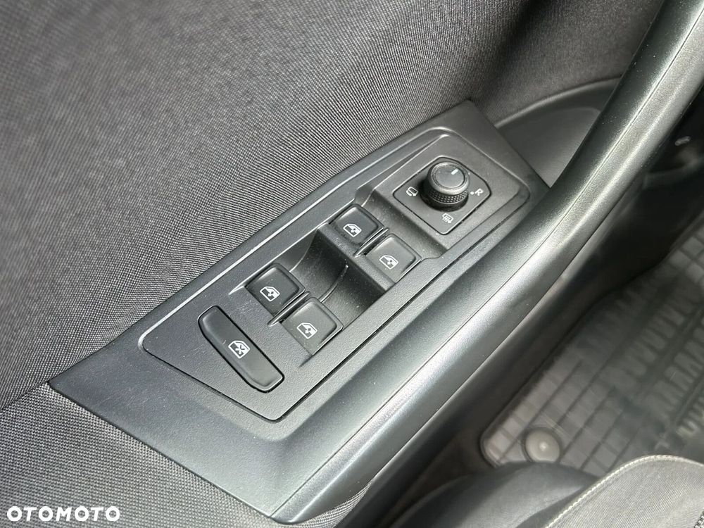 Volkswagen T-Roc 1.5 TSI Life - 20