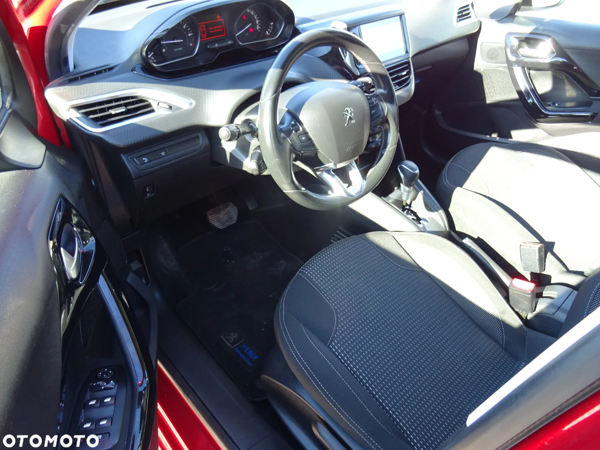 Peugeot 208 PureTech 110 Stop & Start EAT6 Allure - 7