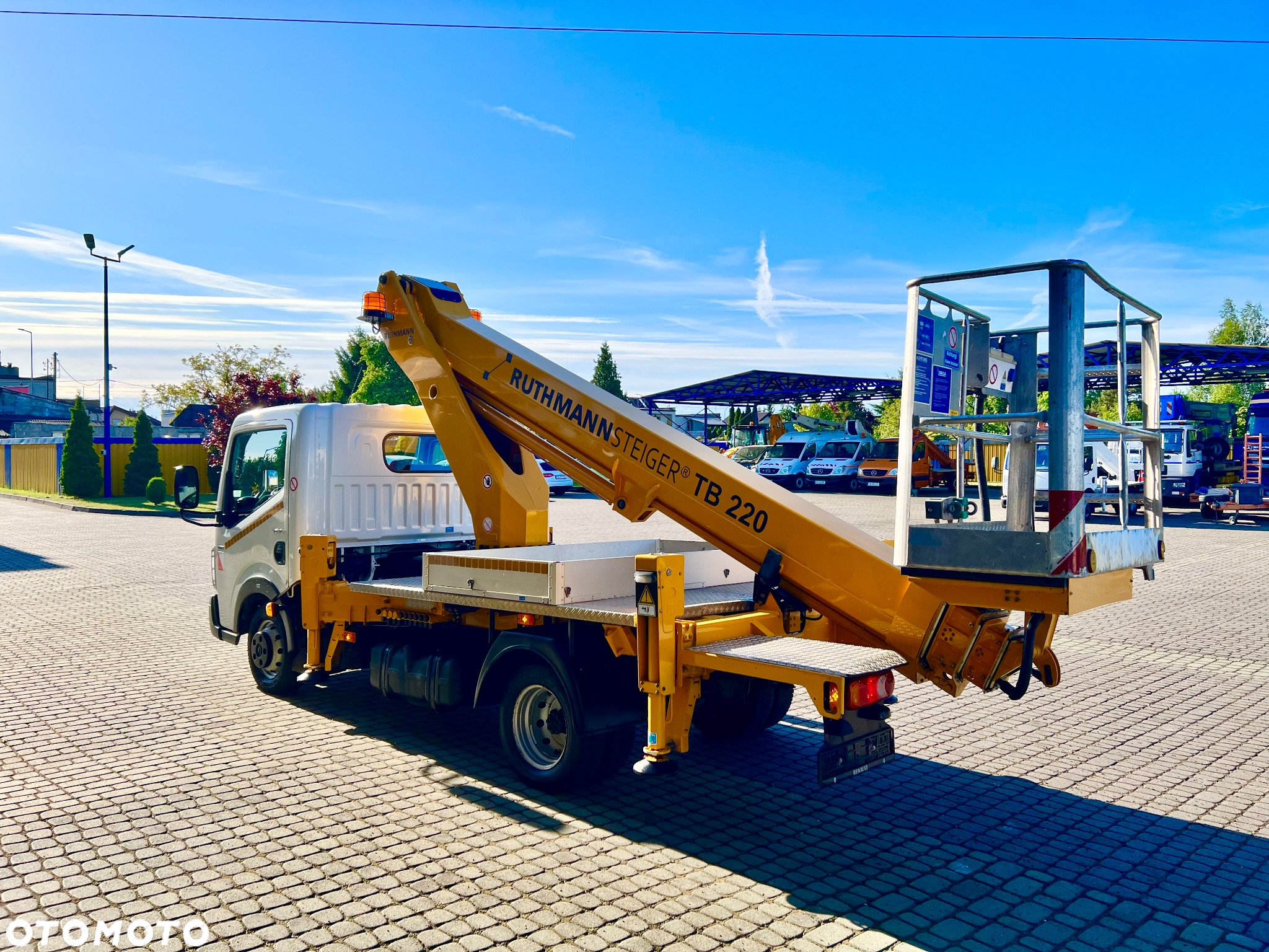 Ruthmann TB220 Renault Maxity - 3