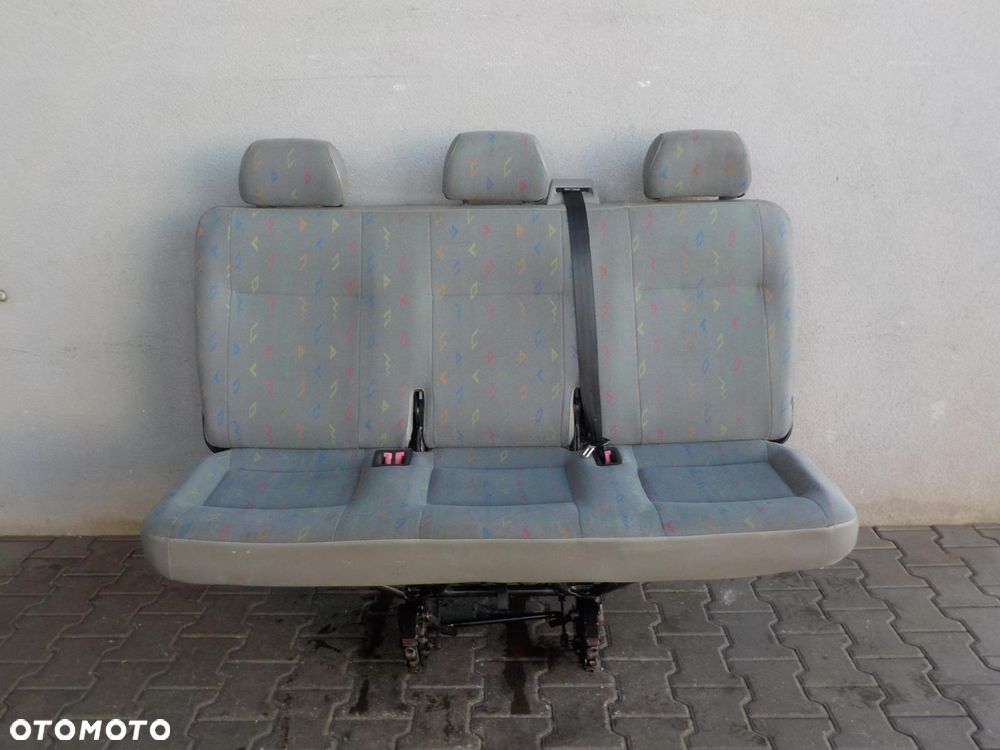 VW T5 T6 FOTEL TRÓJKA POTRÓJNY KANAPA ŁAWKA TYŁ TYLNA INKA