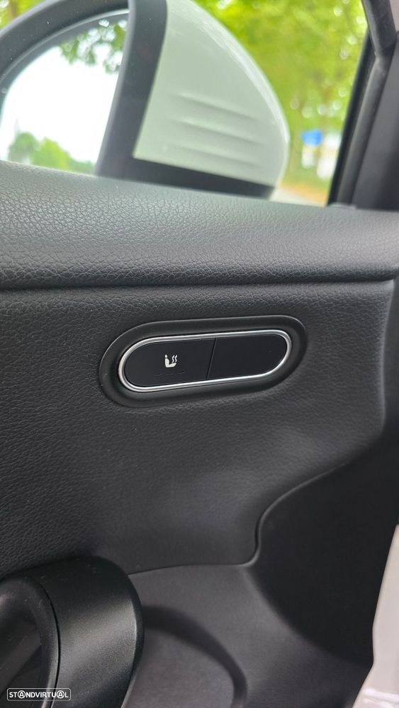 Mercedes-Benz A 180 7G-DCT Edition 2020 - 17