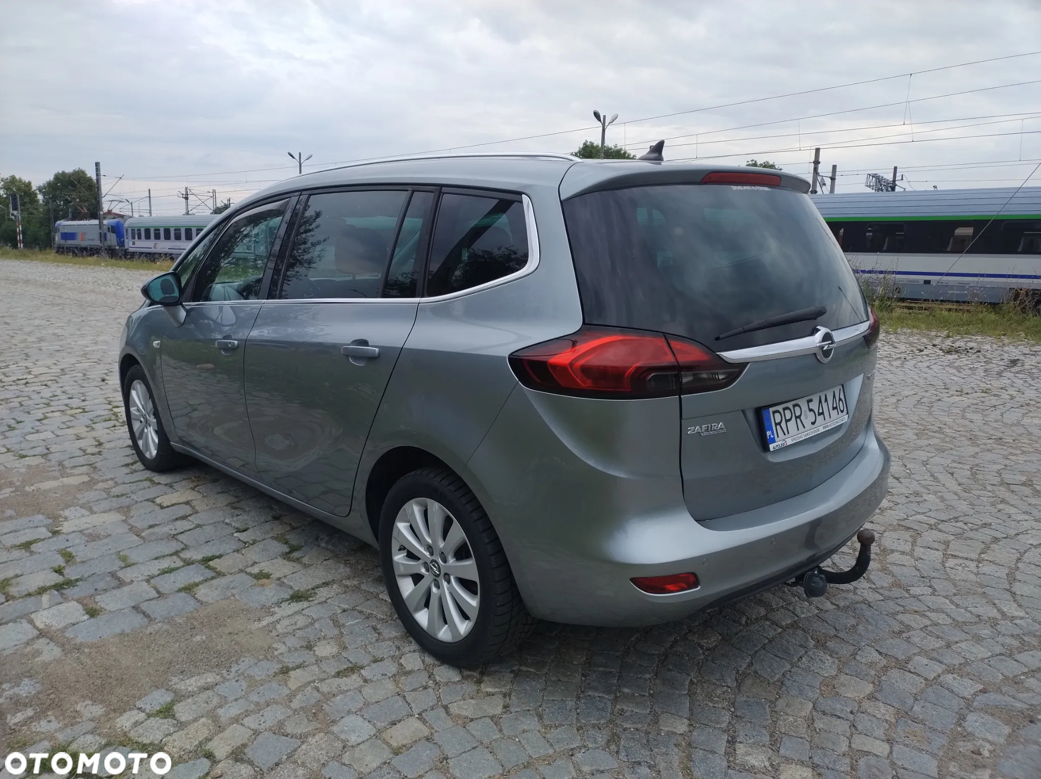 Opel Zafira 1.4 T Elite - 4