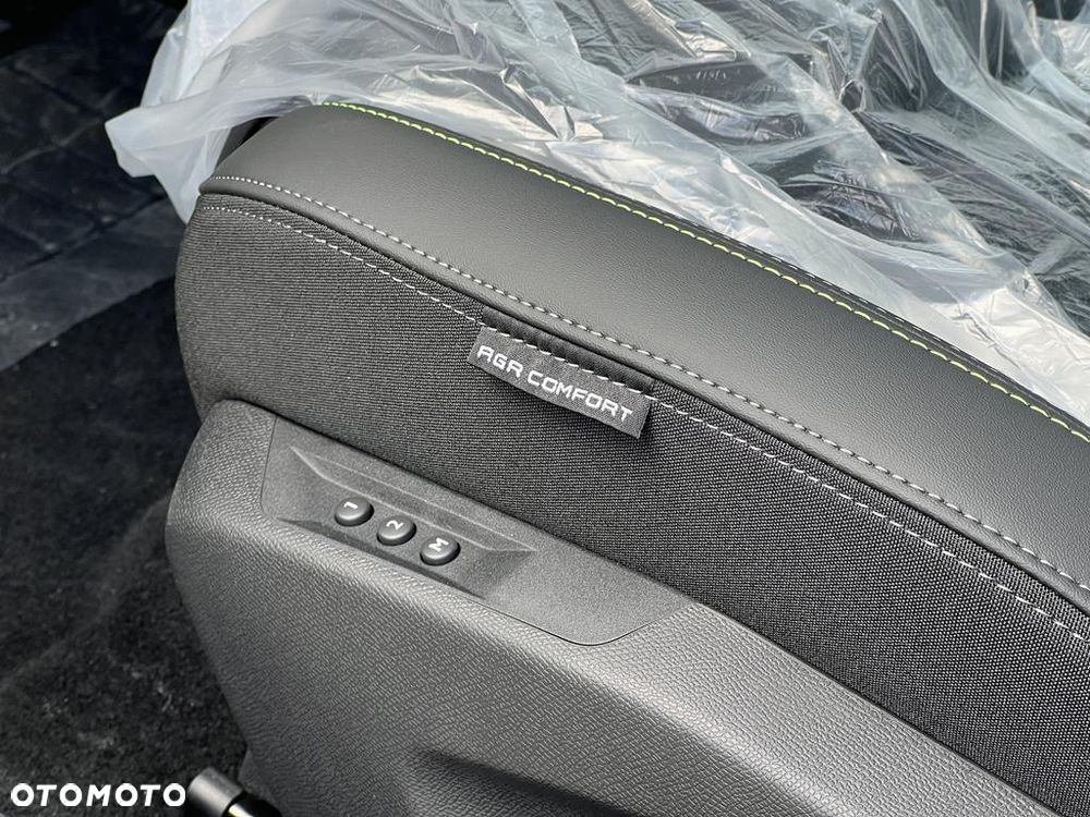 Peugeot 408 1.2 PureTech mHEV GT Exclusive S&S e-DSC6 - 8