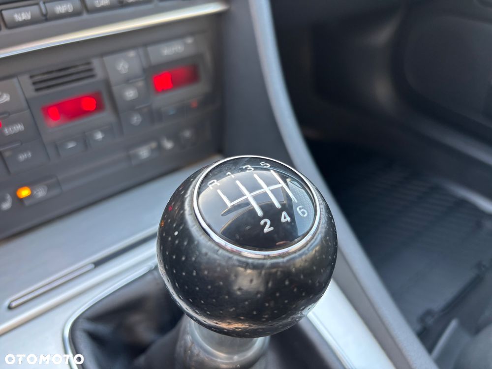 Audi A4 Limousine - 23