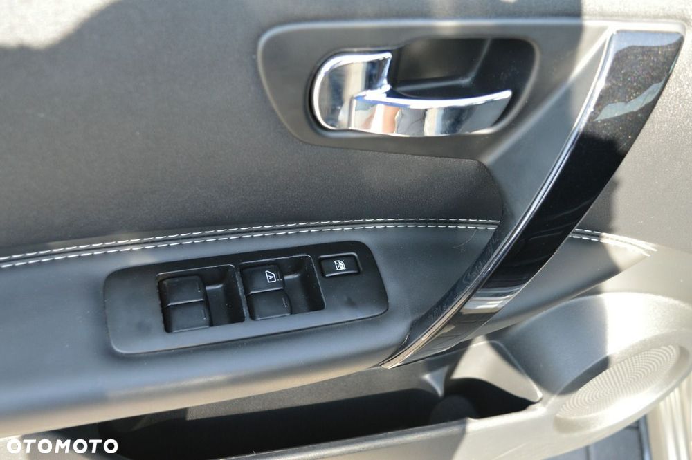 Nissan Qashqai 1.6 Tekna CVT - 37