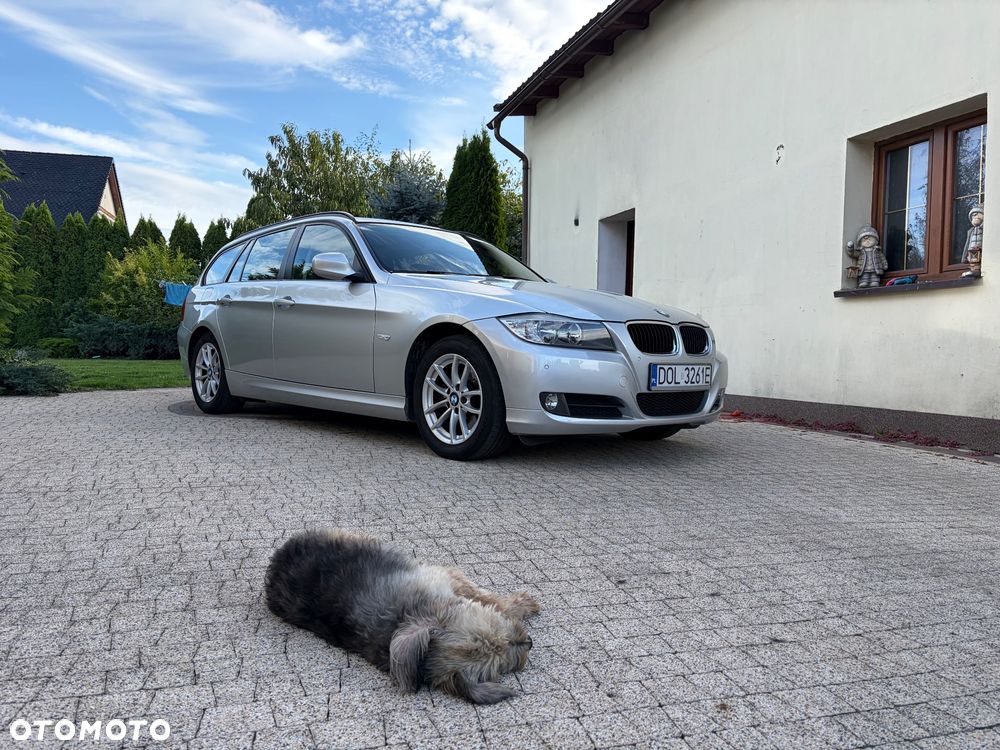 BMW Seria 3 318d DPF Edition Lifestyle - 4
