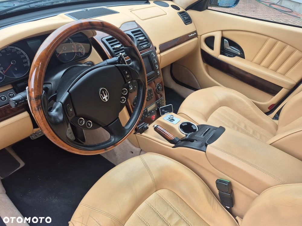 Maserati Quattroporte Standard - 12