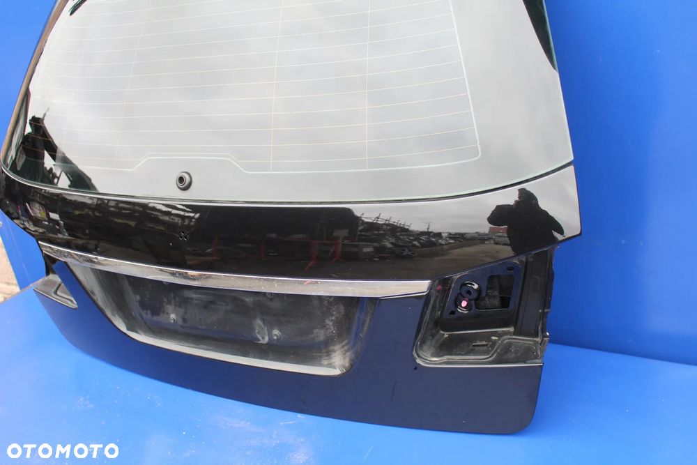 Klapa tył tylna z szybą kombi OE Mercedes W212 Lift kolor C197 2014r - 10