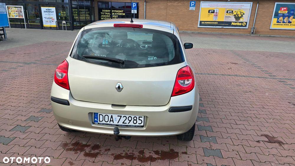 Renault Clio 1.6 16V Expression - 3