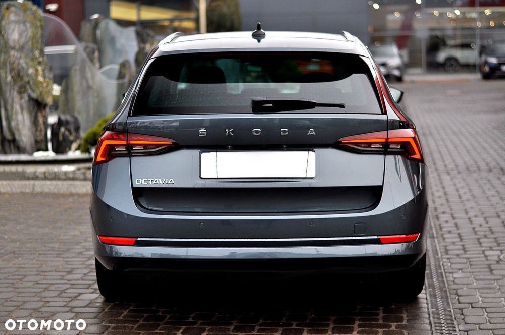 Skoda Octavia 2.0 TDI Style DSG - 14