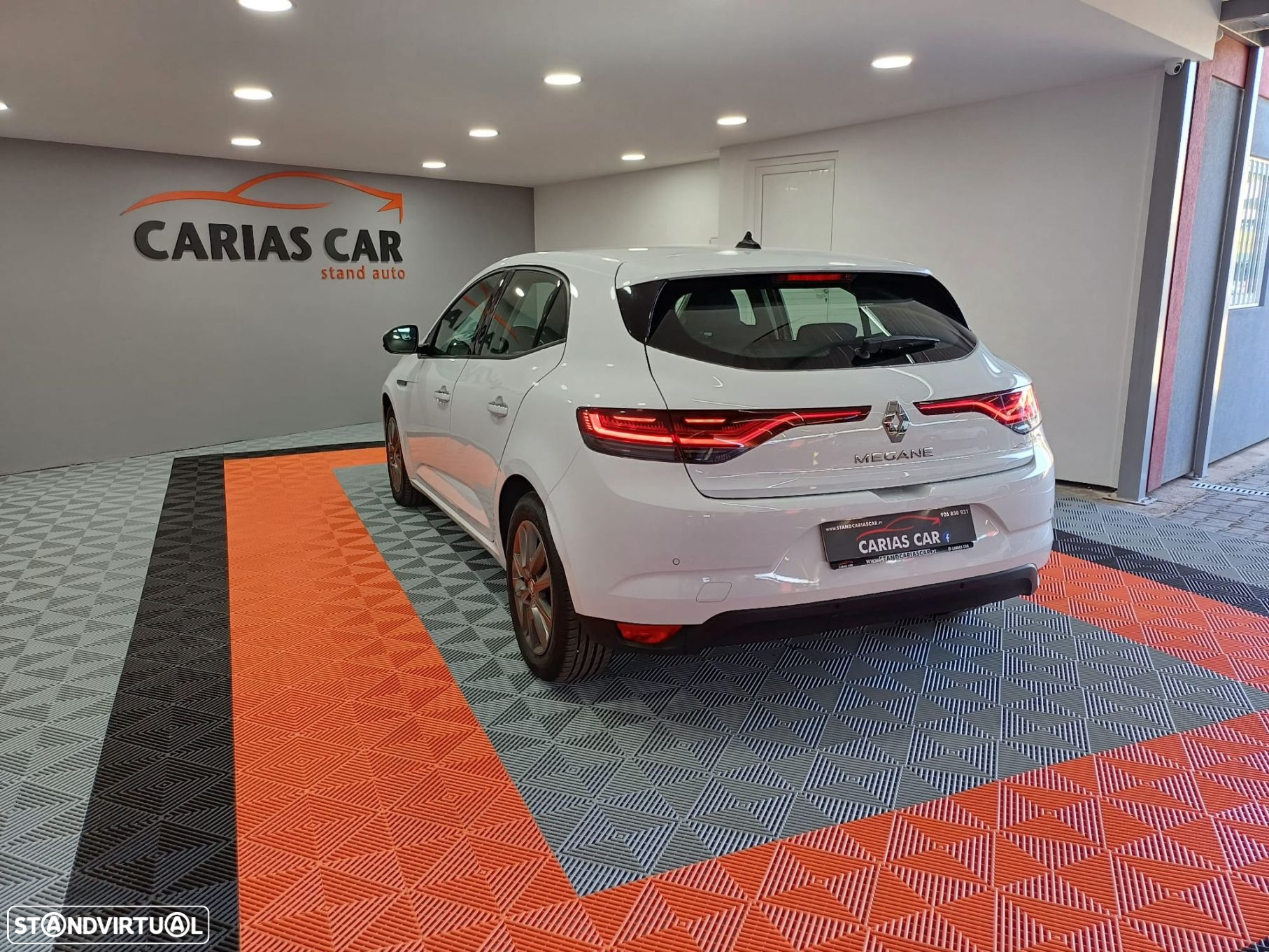 Renault Mégane 1.5 Blue dCi Intens EDC - 6