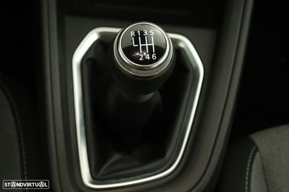 Mitsubishi Colt 1.0 MPI-T Invite - 13