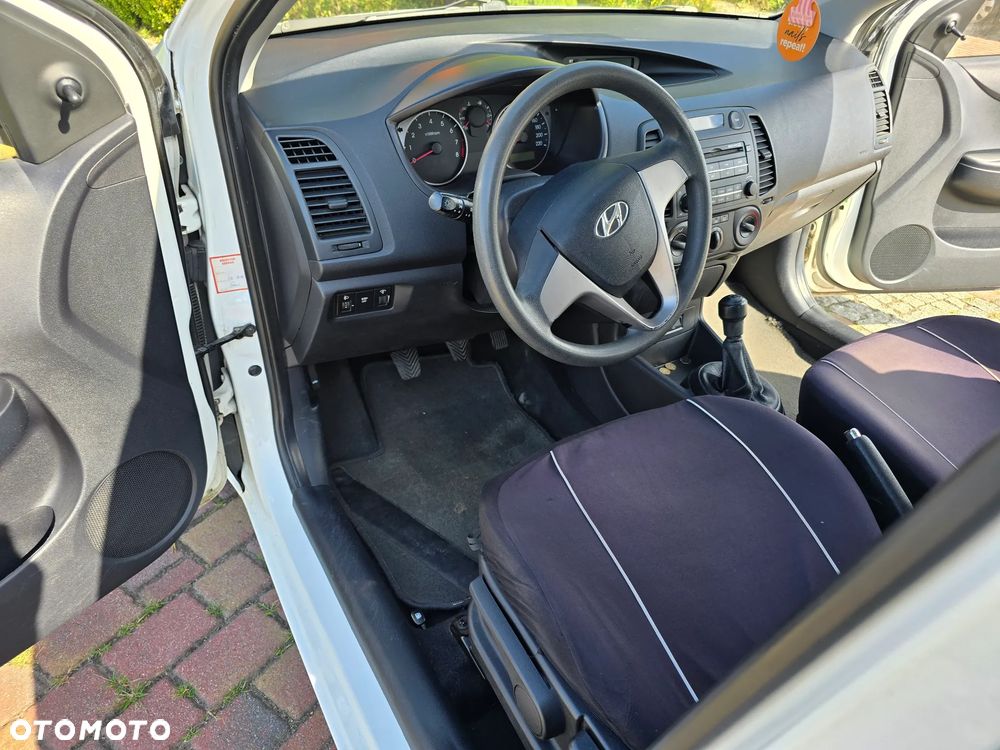 Hyundai i20 1.2 Classic - 27