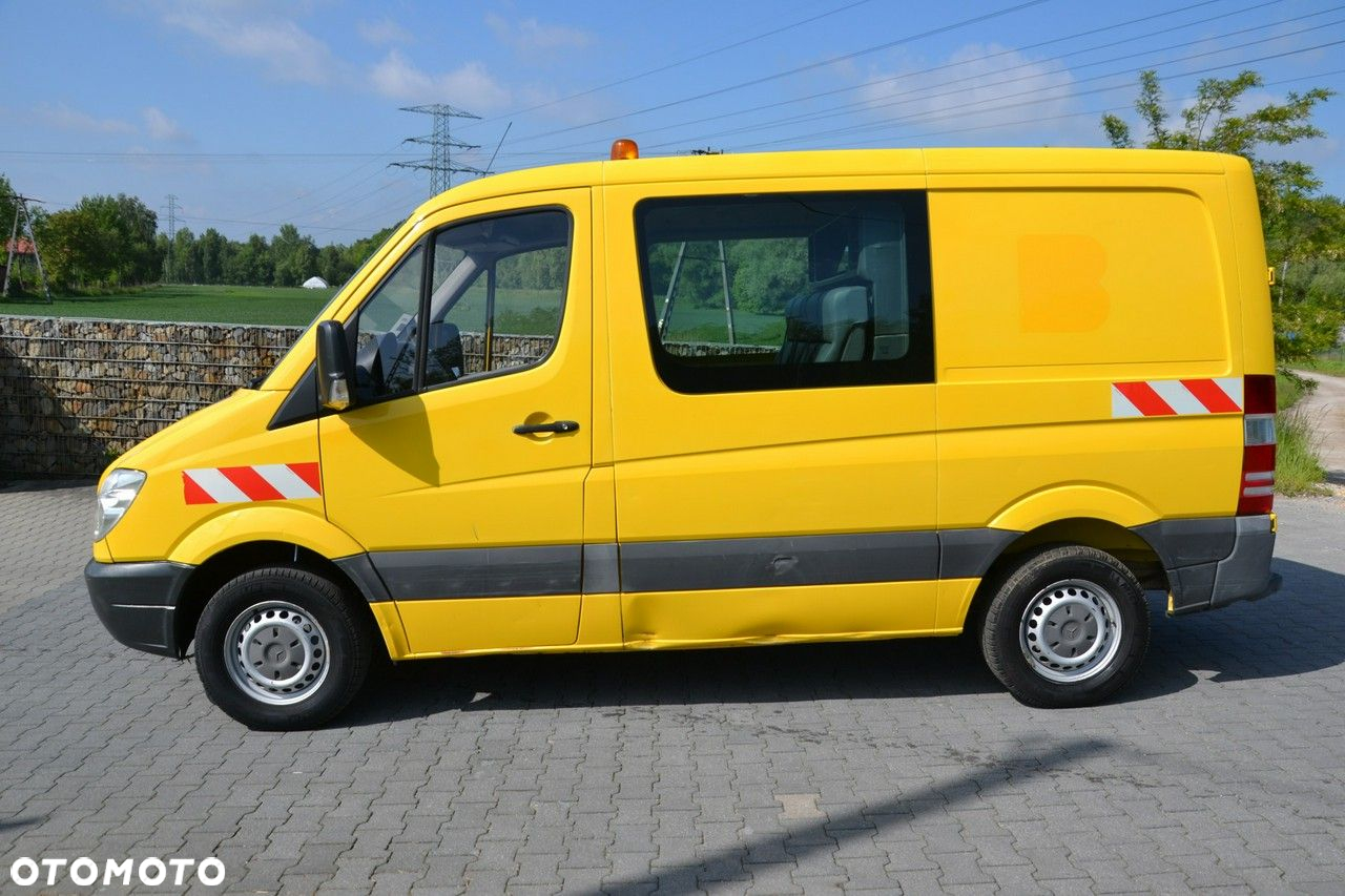 Mercedes-Benz Sprinter - 4