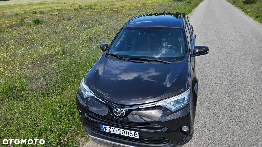 Toyota RAV4 2.0 D-4D Premium 4x2 - 2