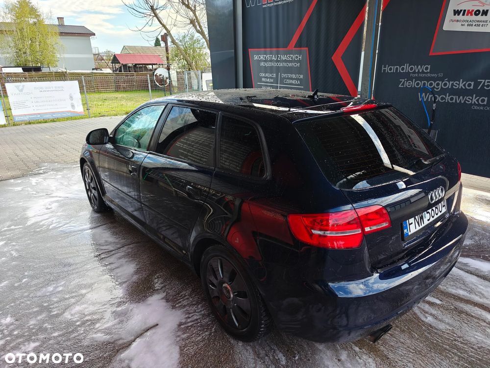 Audi A3 Sportback 2.0 TDI DPF quattro Ambition - 10