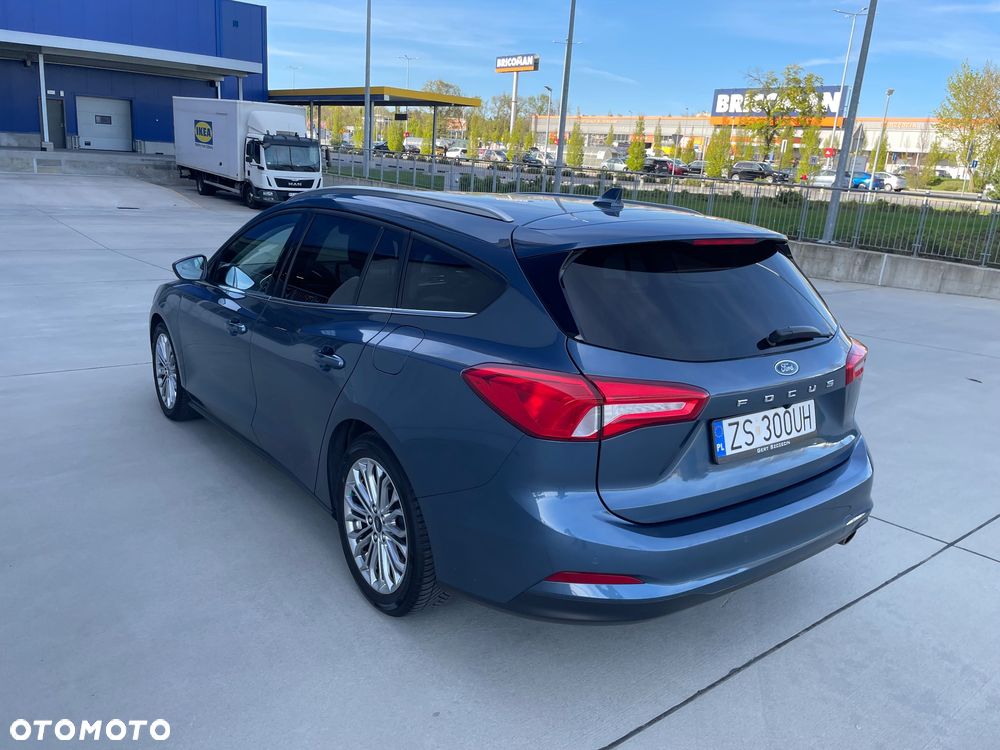 Ford Focus 1.0 EcoBoost STart-Stopp-System TITANIUM - 3