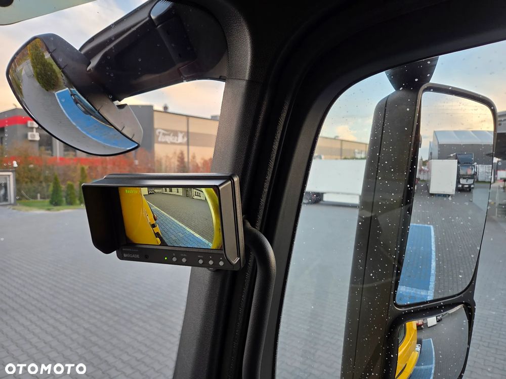 Mercedes-Benz Actros - 29