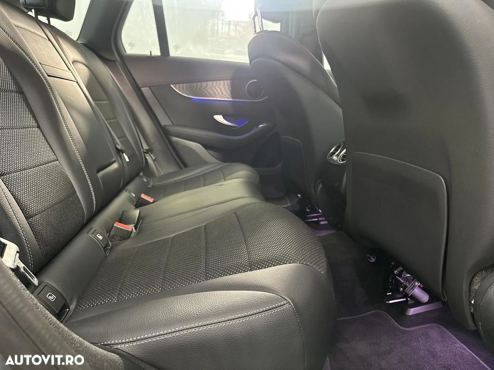 Mercedes-Benz GLC 300 de 4MATIC - 13
