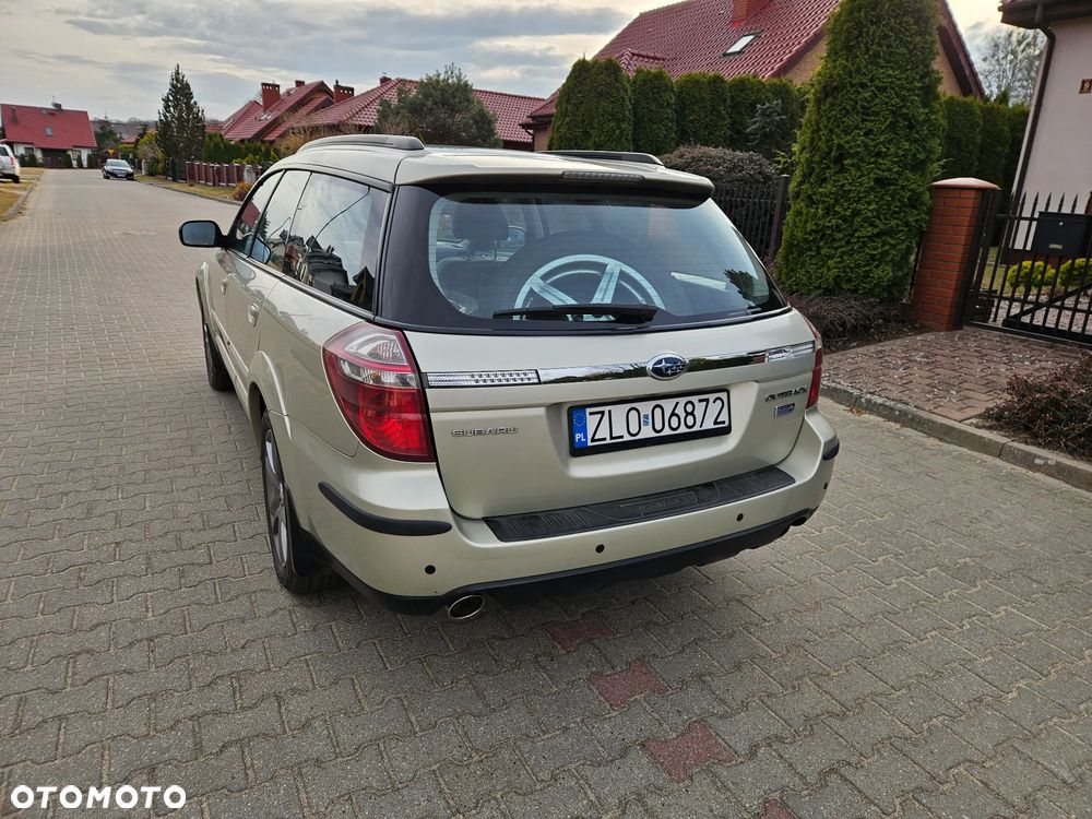 Subaru Outback 2.0 D Comfort - 11