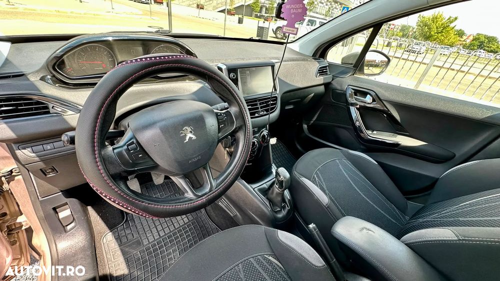 Peugeot 208 1.2 VTi Active - 12