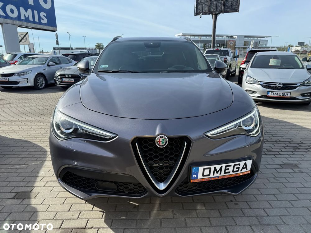 Alfa Romeo Stelvio - 6