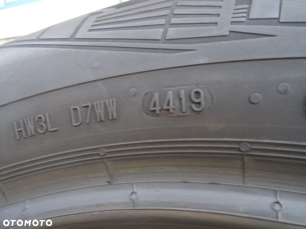 235/55/r18 100v cONTINENTAL All season Contact - 9