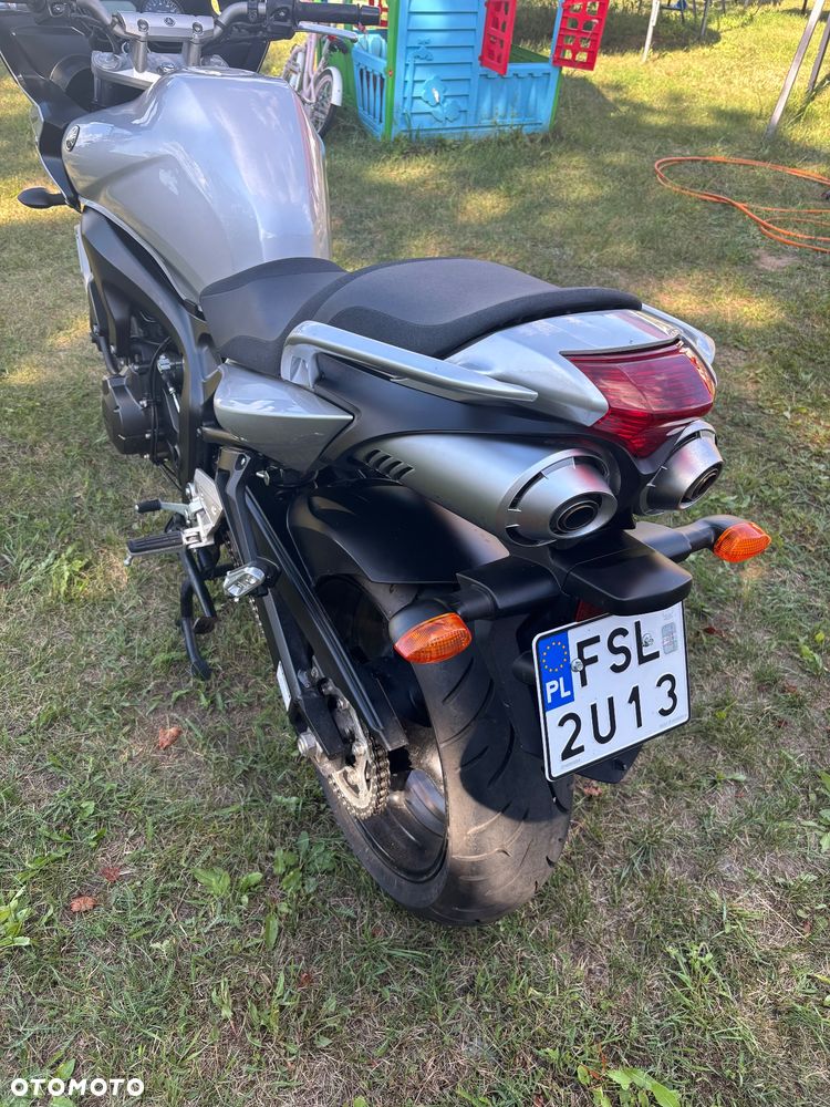 Yamaha FZ6 - 6