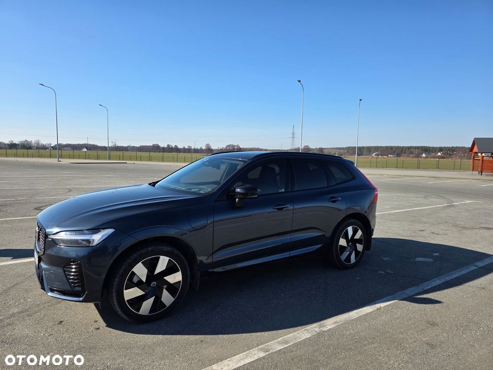 Volvo XC 60 T8 AWD Recharge Ultimate Dark - 2