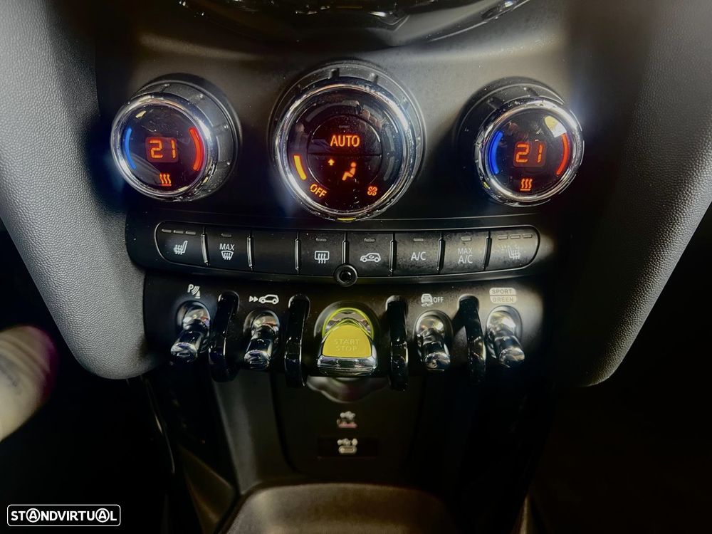 MINI 3 Portas Cooper SE - 22